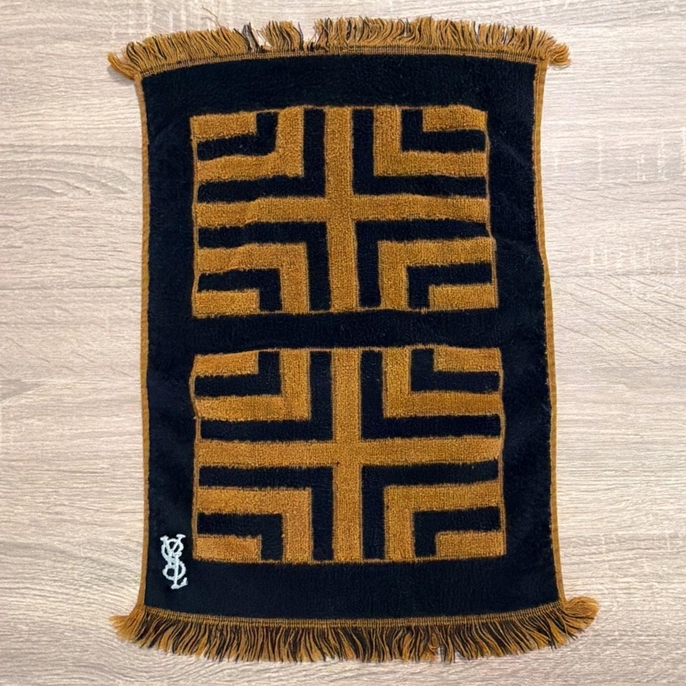 Vintage 70s Yves Saint Laurent YSL Fieldcrest Fingertip Towel Geometric Mod READ